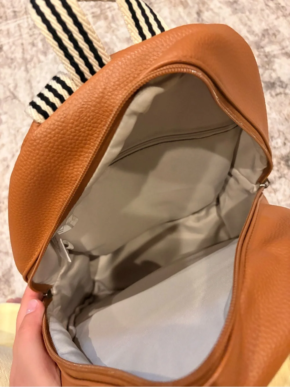 thirty-one brown Backpack with Simple Solid Design